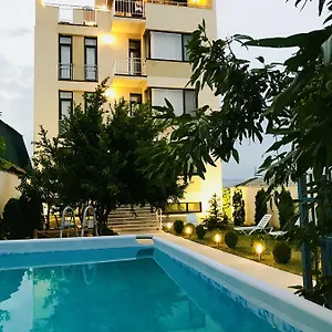 King Tom Hotel Tbilisi